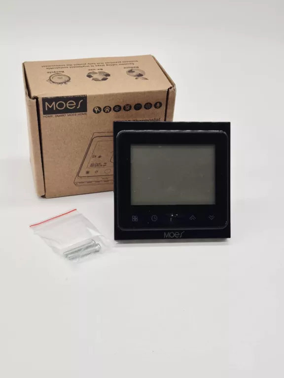 INTELIGENTNY TERMOSTAT MOES BHT-002 WI-FI
