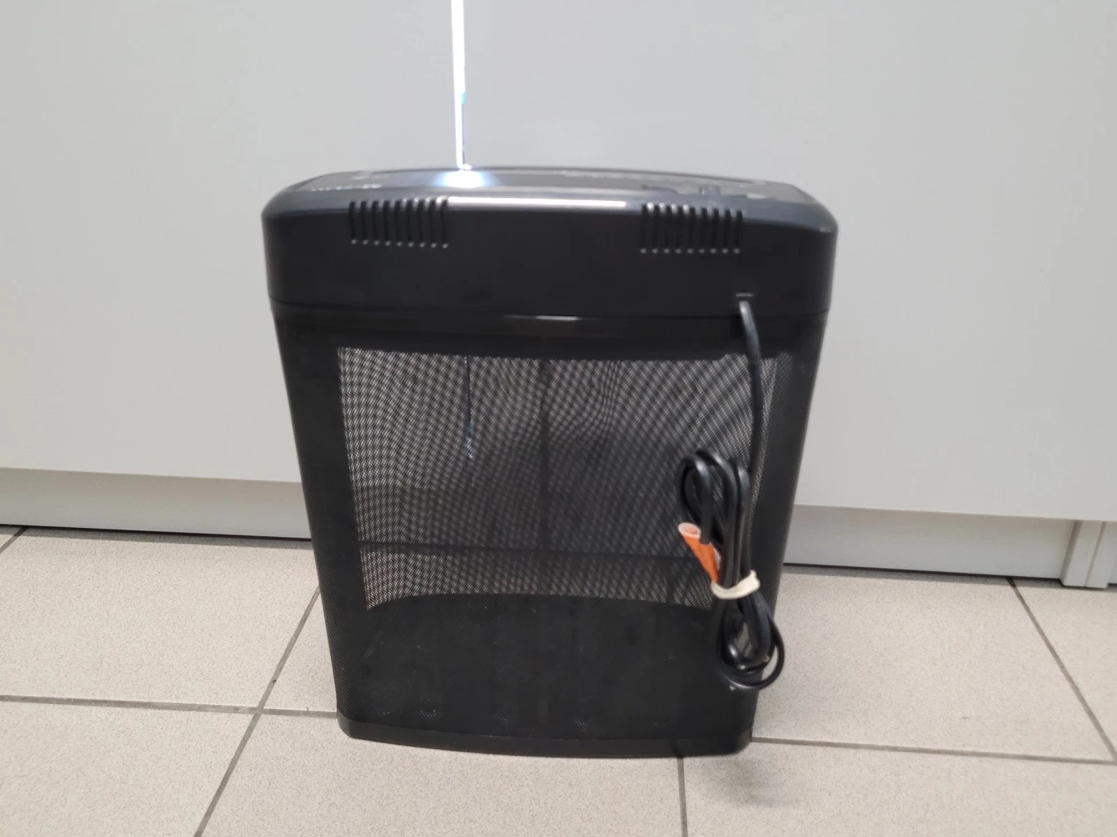 niszczarka-fellowes-m7cm-13-l-p-4-scinki-auto-startstop-fun-cofania-podawanie-papieru-233073-370425