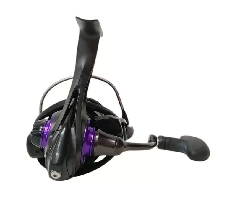 KOŁOWROTEK  DAIWA PROREX LT3000D-C