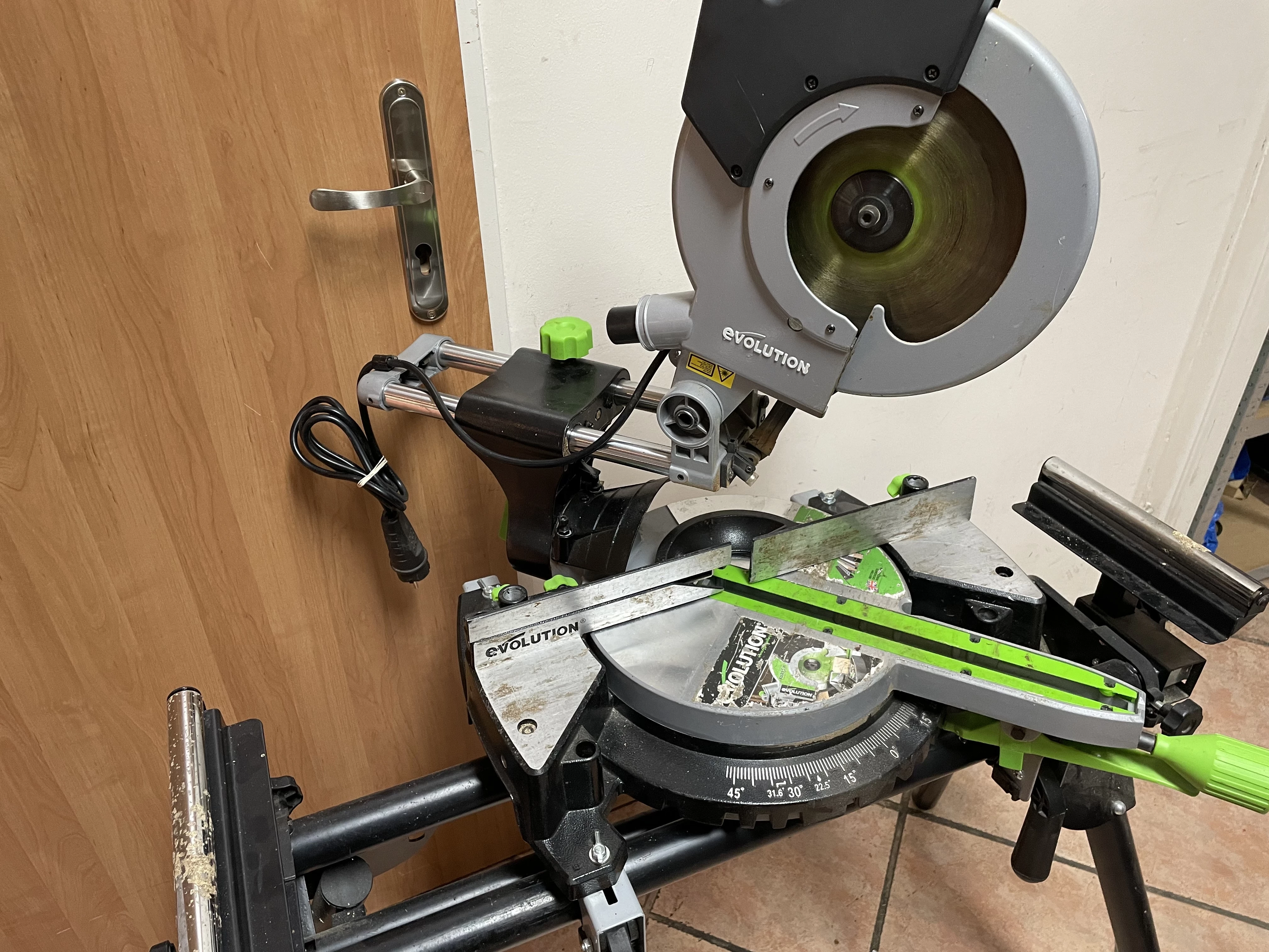 pila-ukosnica-evolution-fury-3xl-stol-ean-gtin-0849713040794