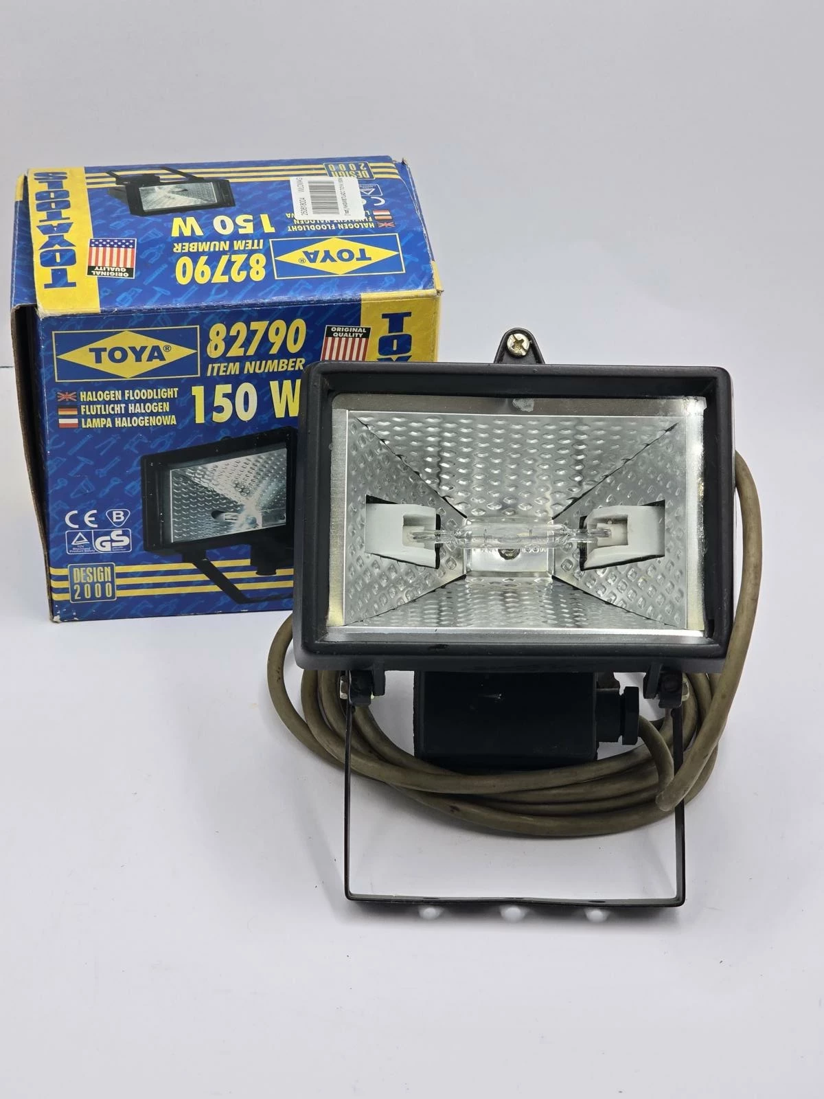 naswietlacz-halogenowy-toya-82790-150w-pudelko-boleslawa-chrobrego-8-pszczyna-milz-2