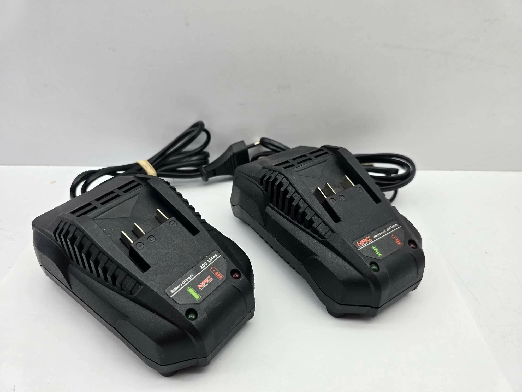 nac-ladowarka-20v-bc-li-20v-ean-gtin-5902490740174