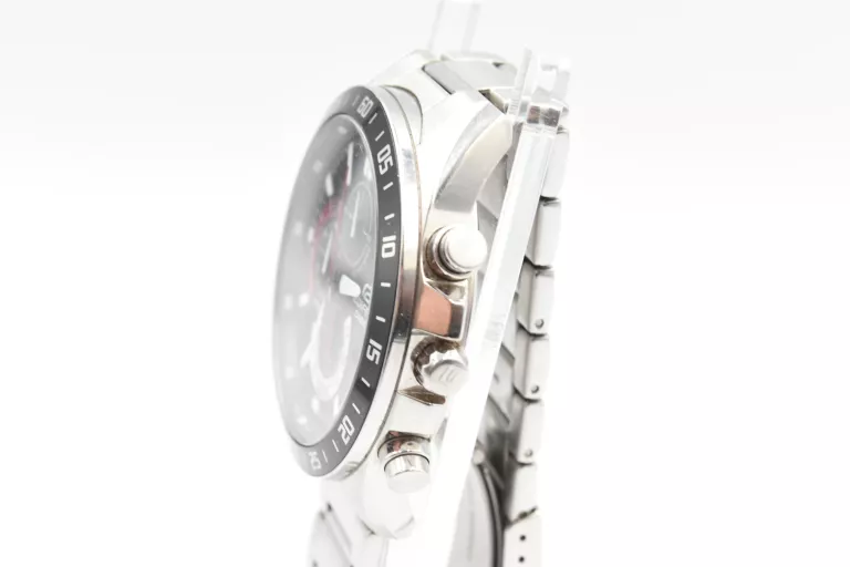 ZEGAREK MĘSKI CASIO EDIFICE MOMENTUM CHRONOGRAPH EFV-620D-1A4VUEF