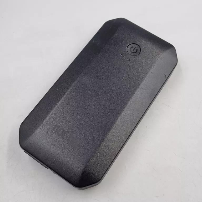 URZĄDZENIE ROZRUCHOWE NOR-TEC 7200MAH