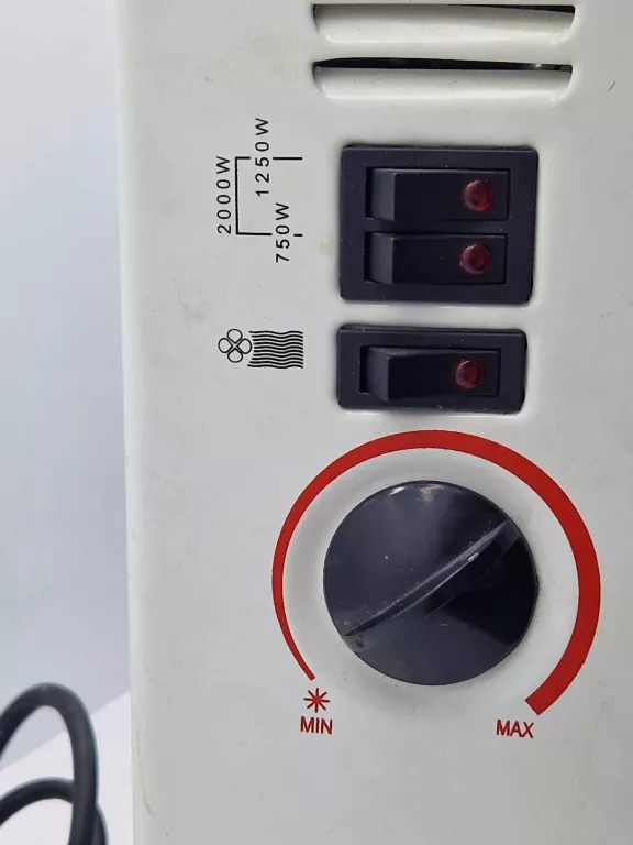 GRZEJNIK KONWEKTOROWY  FRAMELL 2000W