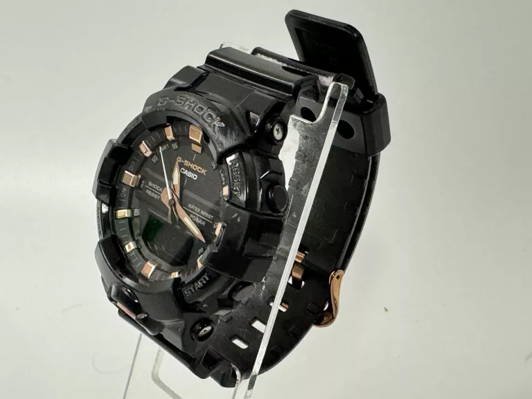 ZEGAREK CASIO G-SHOCK GA-810GBX-1A4ER