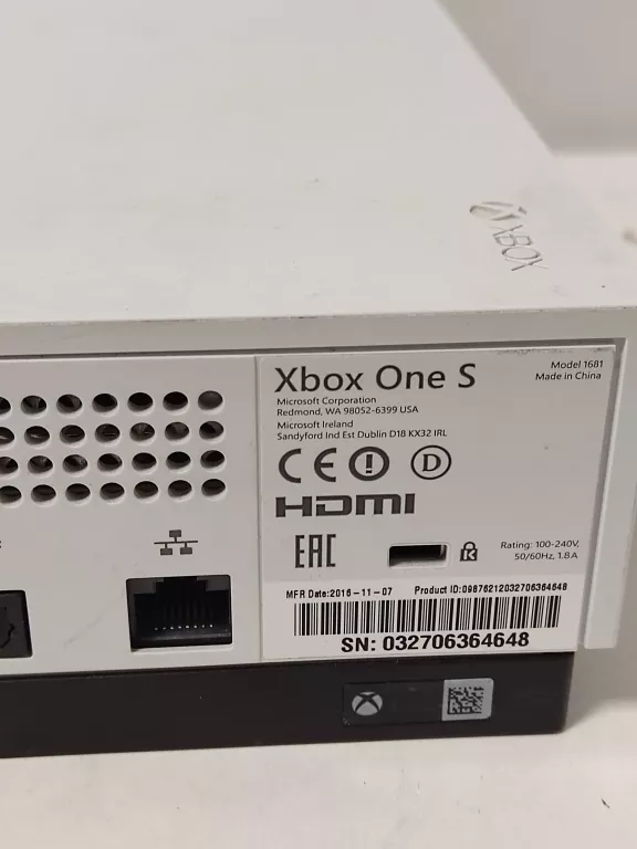 KONSOLA XBOX ONE 500GB W PUDEŁKU Z PADEM I KABLEM HDMI (CZYTAJ OPIS )