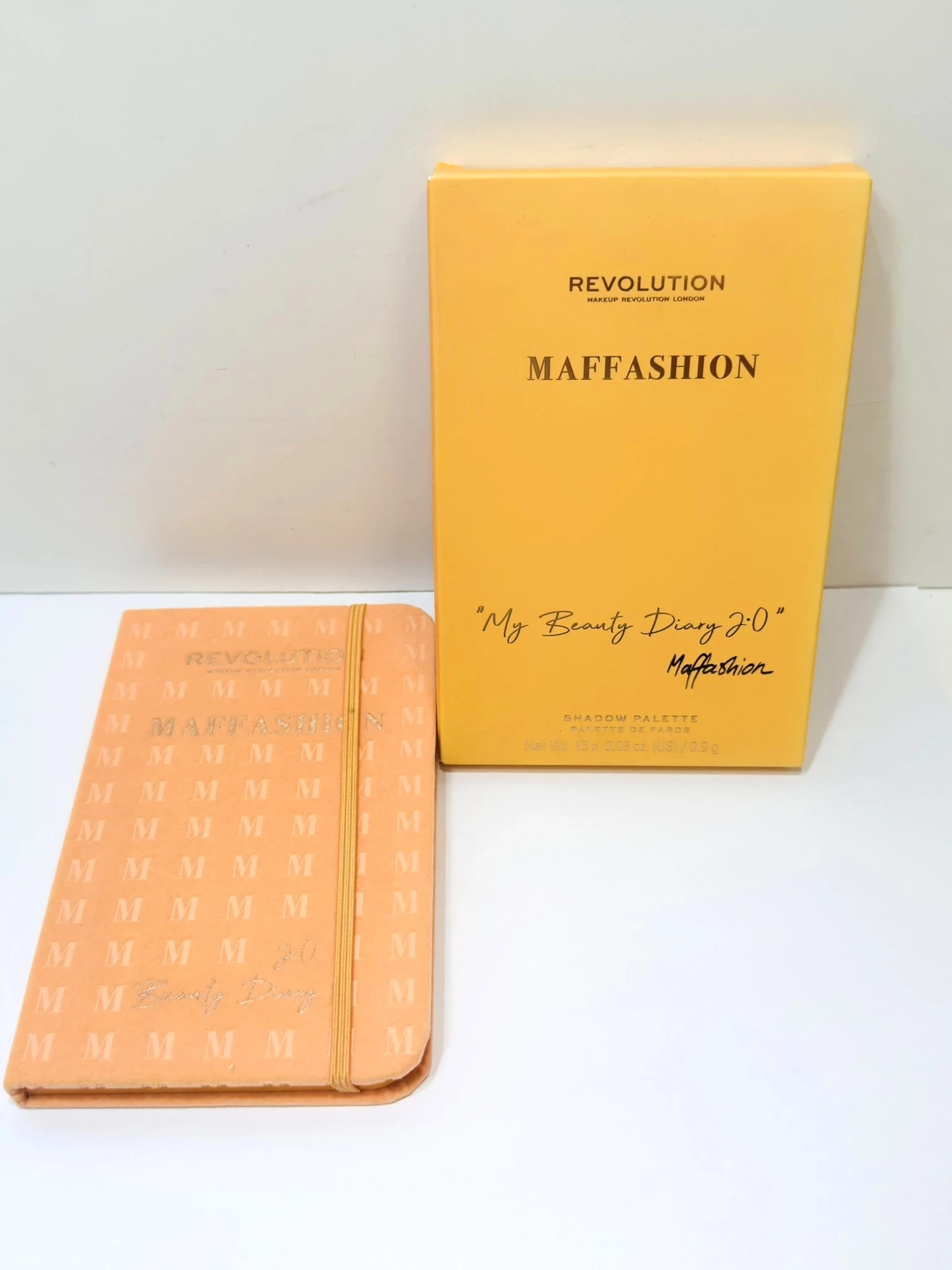 revolution-paleta-cieni-x-maffashion-beauty-diary-stan-11323-1