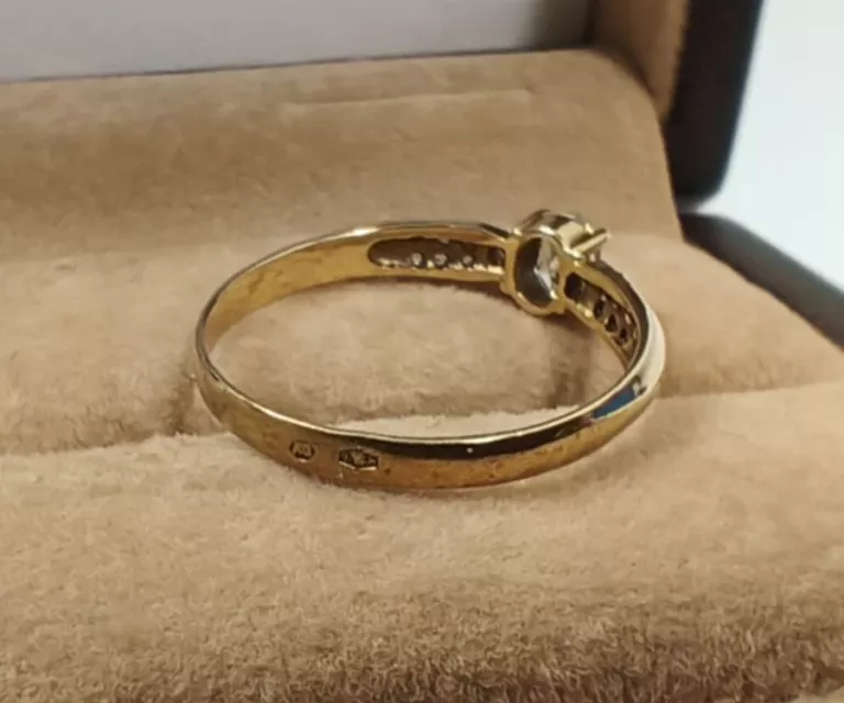 efektowny-zloty-damski-pierscionek-proba-333-waga-173g-rozmiar-21-stan-11323-2