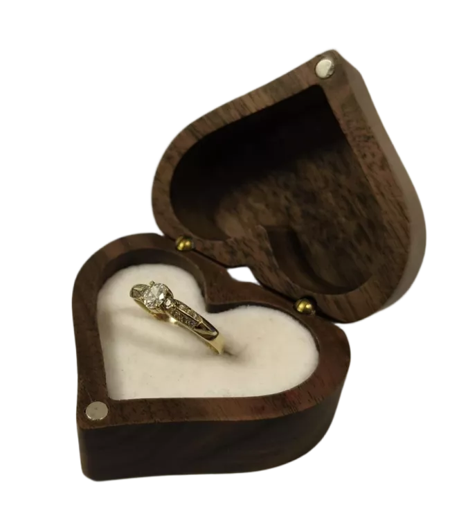 efektowny-zloty-damski-pierscionek-proba-333-waga-173g-rozmiar-21-rozmiarsrednica-wew-mm-372-21