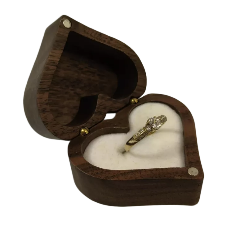 efektowny-zloty-damski-pierscionek-proba-333-waga-173g-rozmiar-21-waga-173