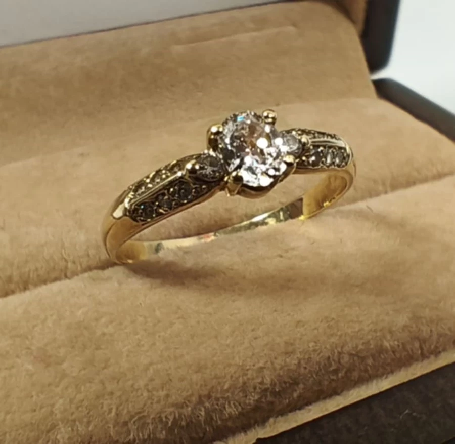 efektowny-zloty-damski-pierscionek-proba-333-waga-173g-rozmiar-21-kamien-17088-128