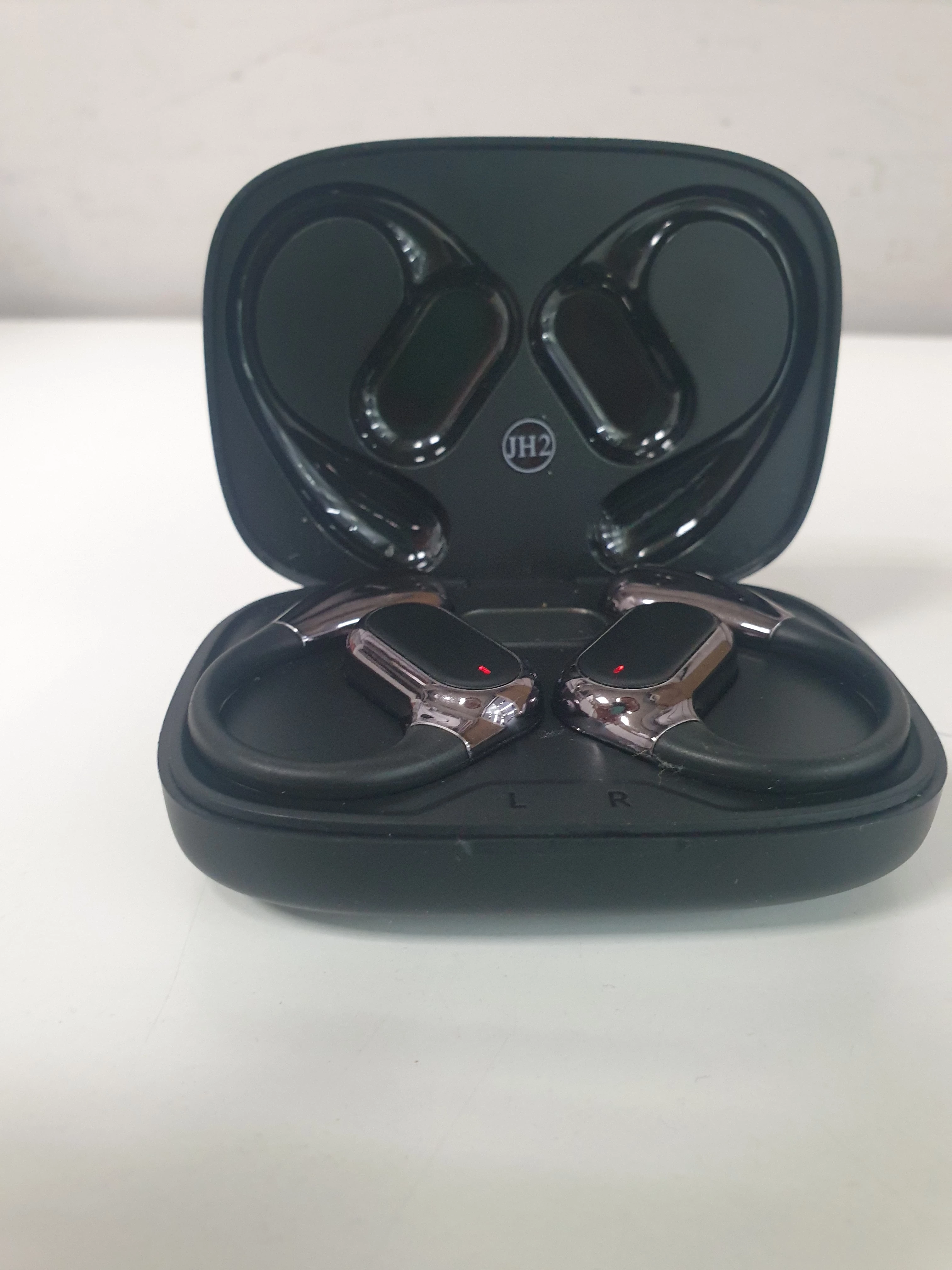 sluchawki-bluetooth-czarne-marka-18812-518517