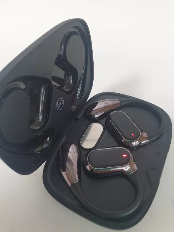 sluchawki-bluetooth-czarne-stan-11323-2