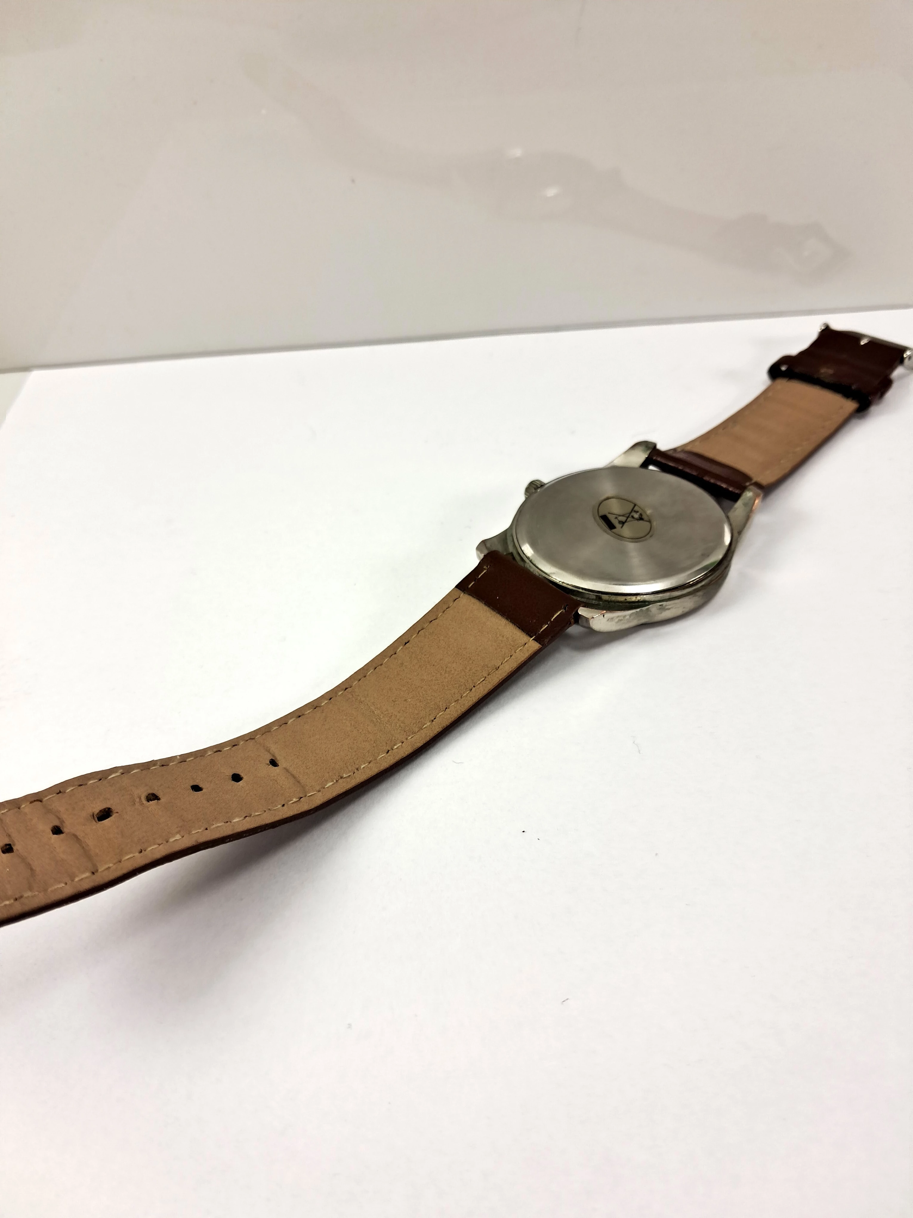 zegarek-eiger-speed-edition-ksztalt-koperty-129223-2