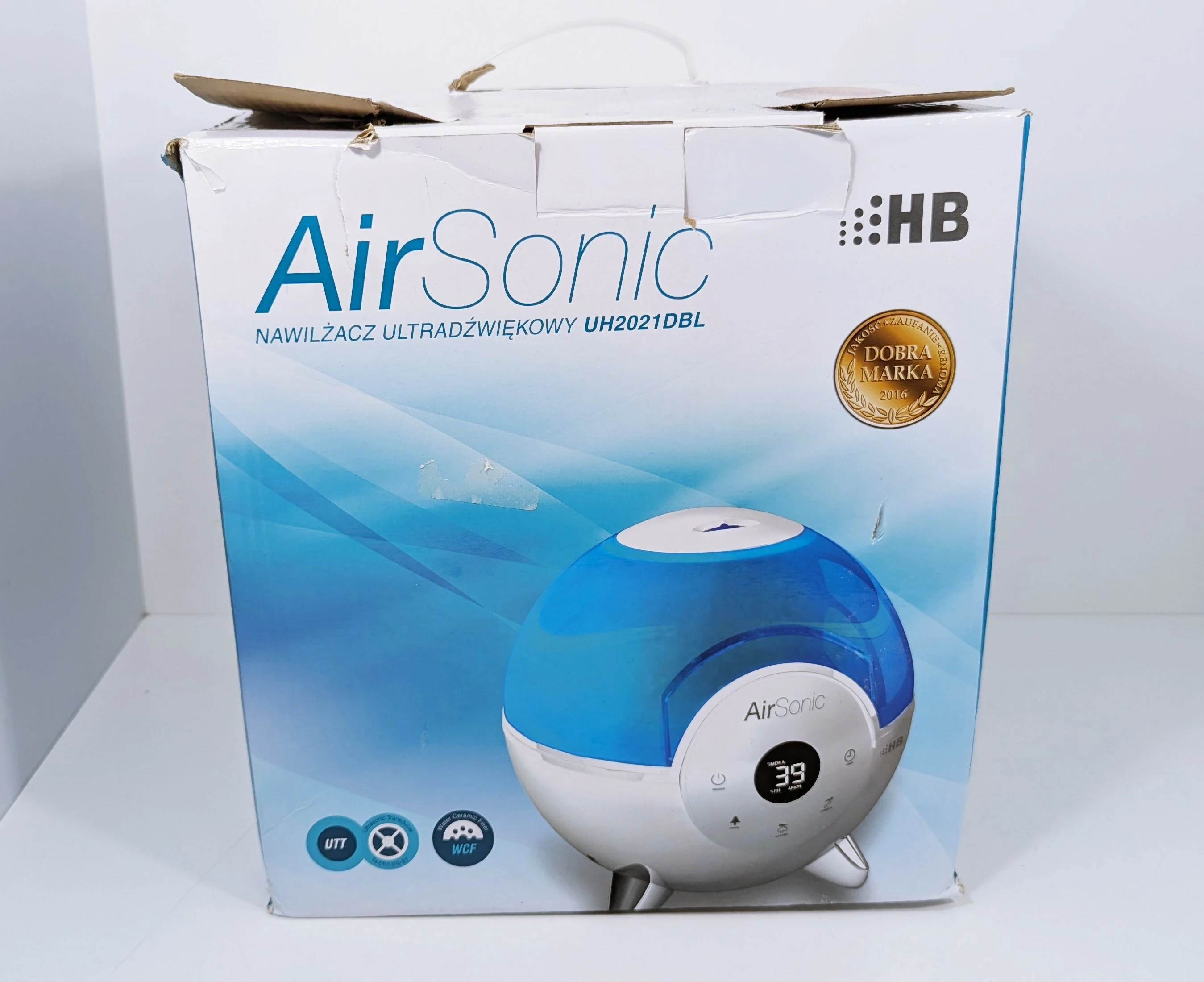 ultradzwiekowy-nawilzacz-powietrza-hb-uh2021dbl-pudelko-ean-gtin-5901632080888