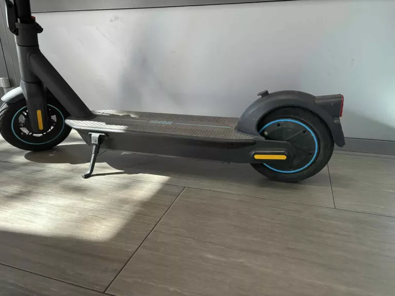 HULAJNOGA ELEKTRYCZNA SEGWAY NINEBOT KICKSCOOTER MAX G30D II