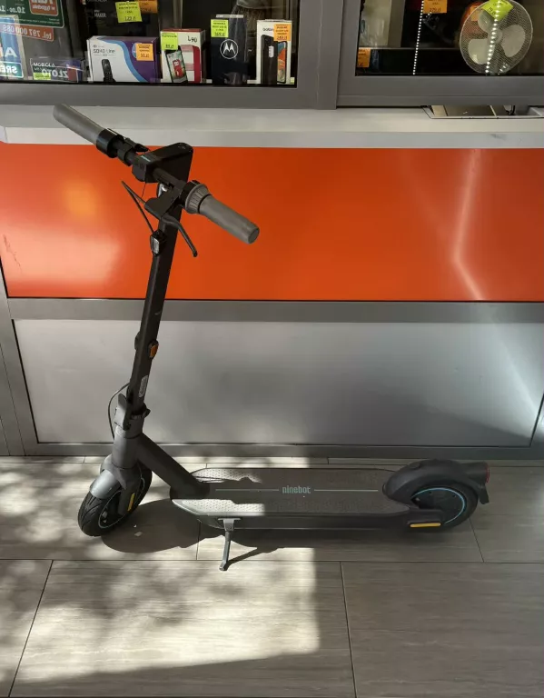HULAJNOGA ELEKTRYCZNA SEGWAY NINEBOT KICKSCOOTER MAX G30D II