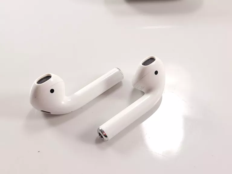 SŁUCHAWKI BLUETOOTH APPLE AIRPODS 2 GEN A2032