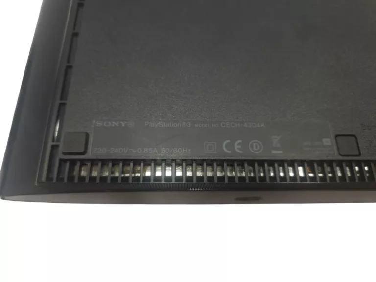KONSOLA PS3 SLIM CECH-4304A PAD 3XGRA
