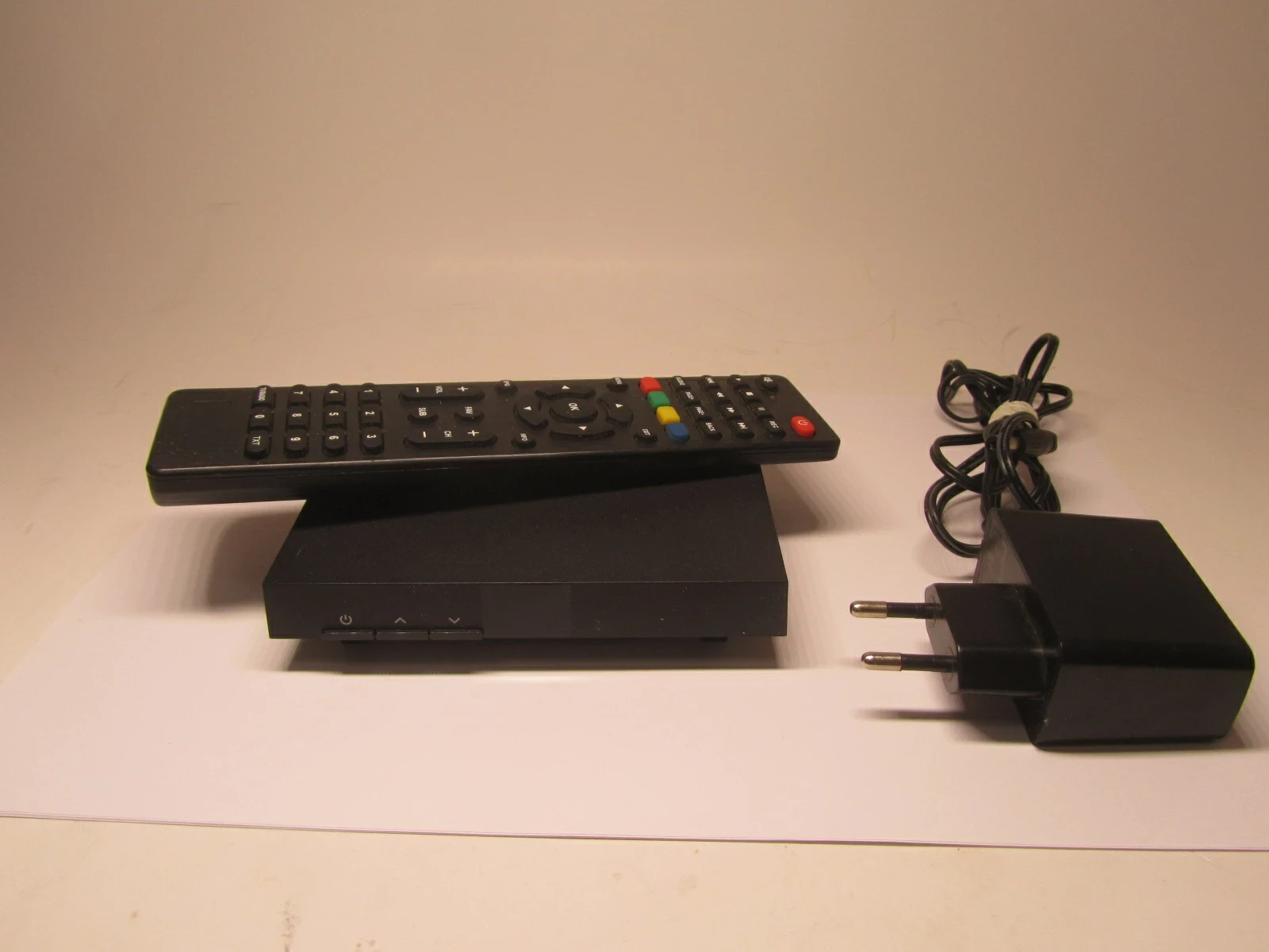 dekoder-dvbt-nl-5101rt-t2-pilot-ean-gtin-5907642619544