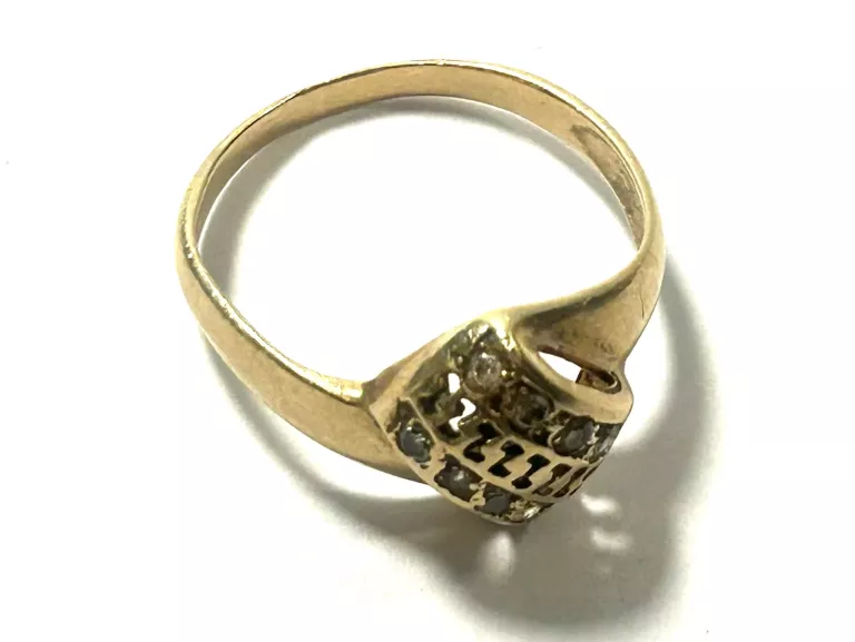 ZŁOTY PIERŚCIONEK PR.585 R.16 2,46G