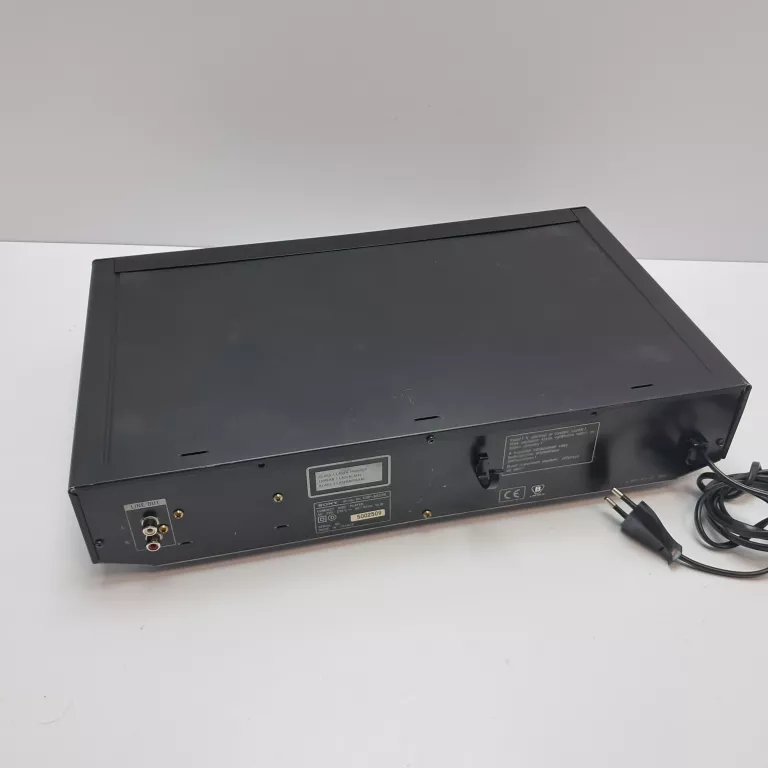 ODTWARZACZ CD SONY CDP-XE200