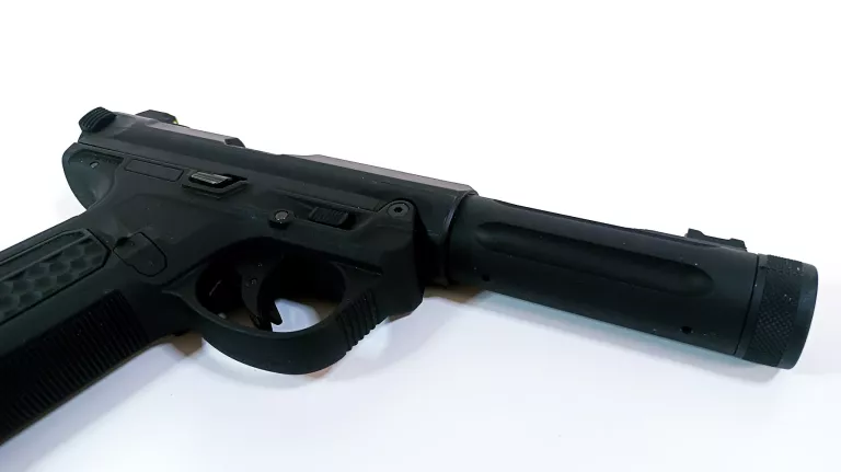 REPLIKA PISTOLETU AAP01 ASSASSIN