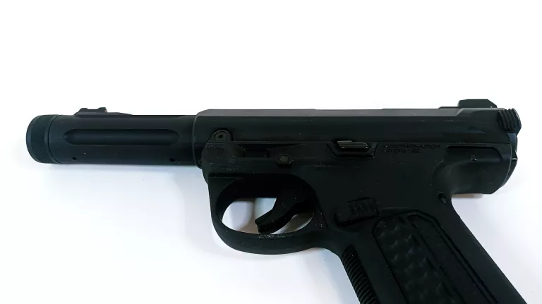 REPLIKA PISTOLETU AAP01 ASSASSIN