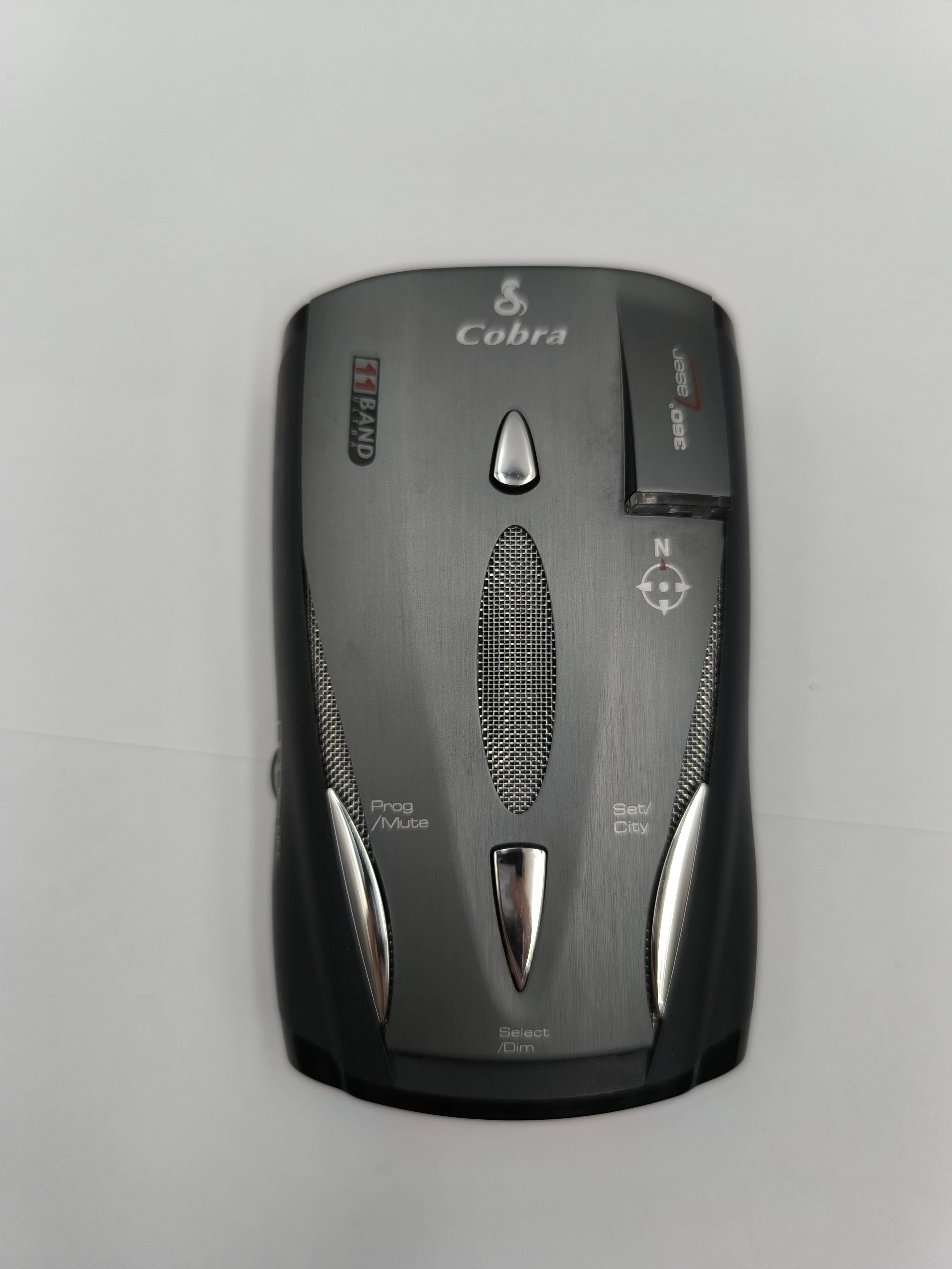 antyradar-cobra-xrs-9775-z-etui-stan-11323-2