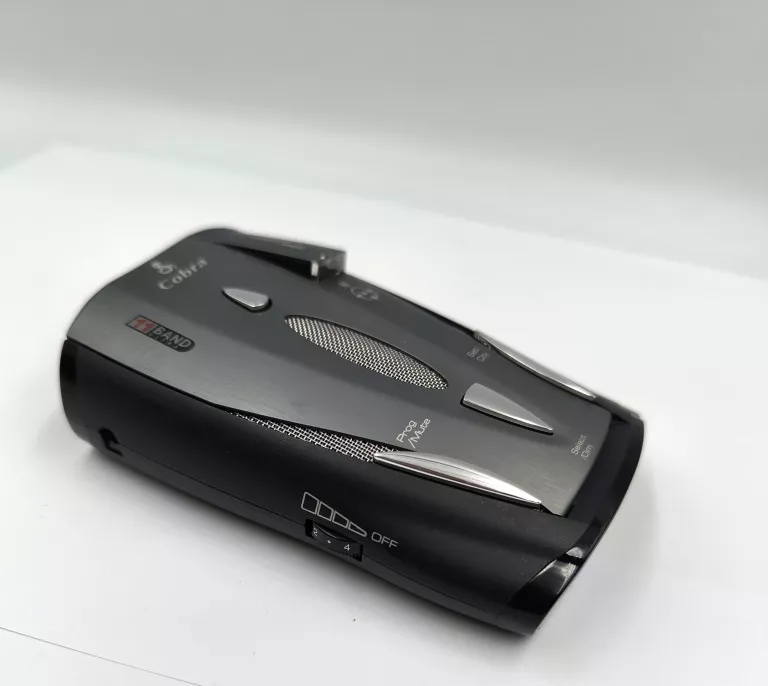 antyradar-cobra-xrs-9775-z-etui-waga-produktu-z-opakowaniem-jednostkowym-1000