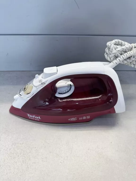ŻELAZKO TEFAL SUPERGLIDE FV2715 2500W