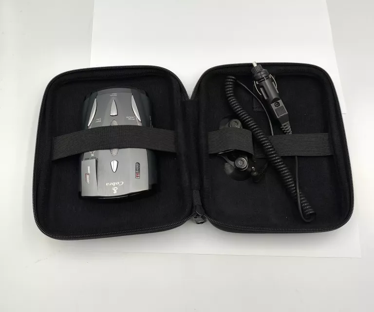 antyradar-cobra-xrs-9775-z-etui-ean-gtin-4016993418759