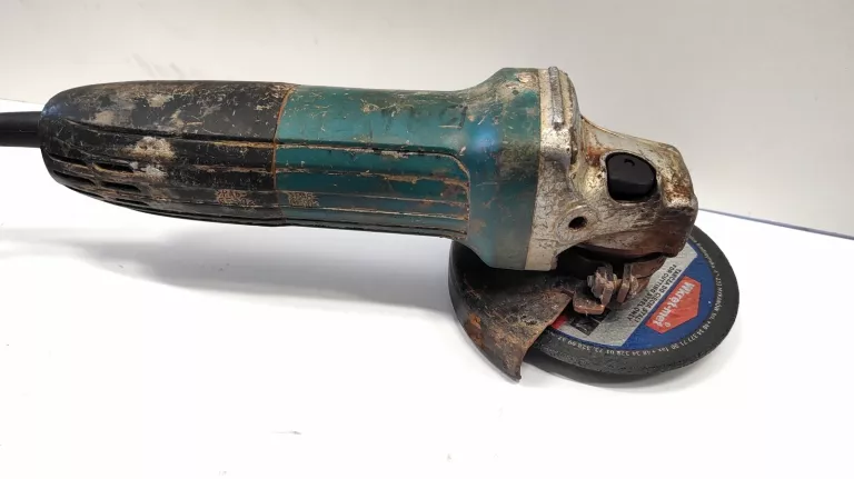 SZLIFIERKA MAKITA 125MM