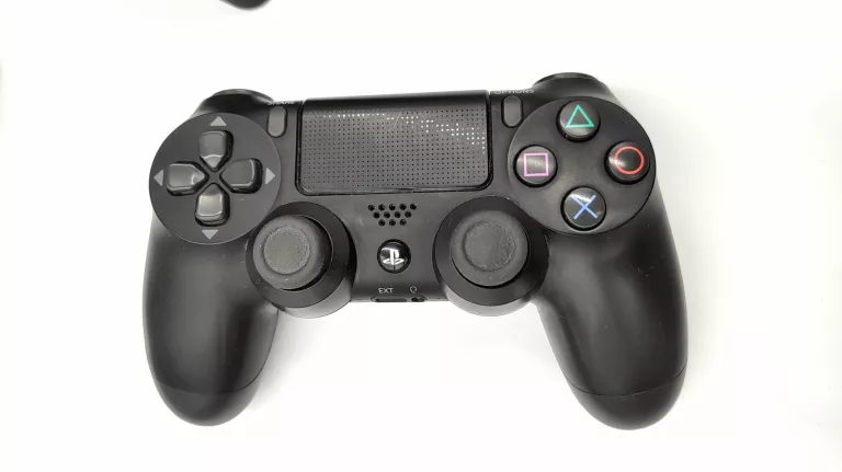 KONSOLA PS4 SLIM 500GB PAD FIFA21