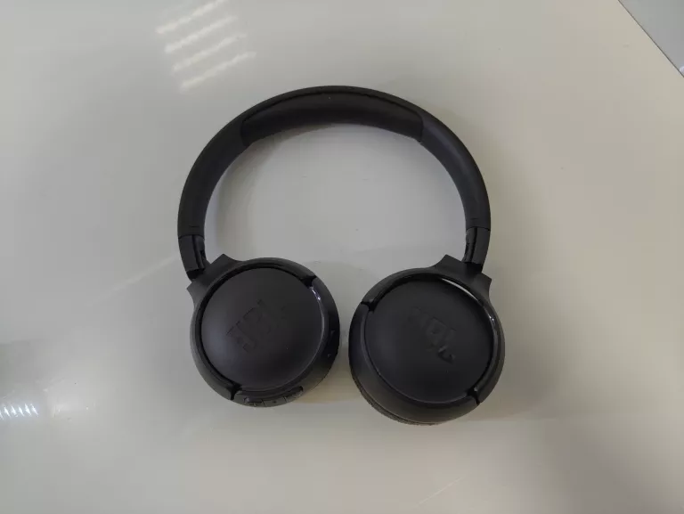 SŁUCHAWKI BEZPRZEWODOWE NAUSZNE JBL TUNE 520 BT