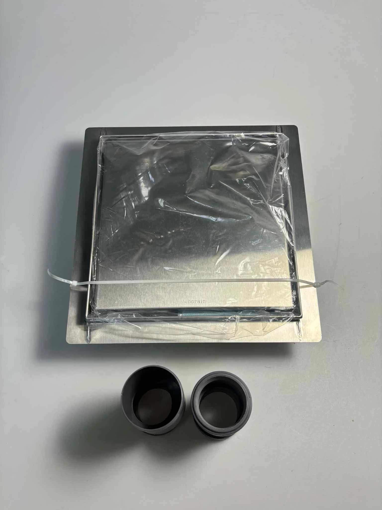 odplyw-liniowy-ze-stali-nierdzewnej-t02-zwirki-i-wigury-1-myslowice