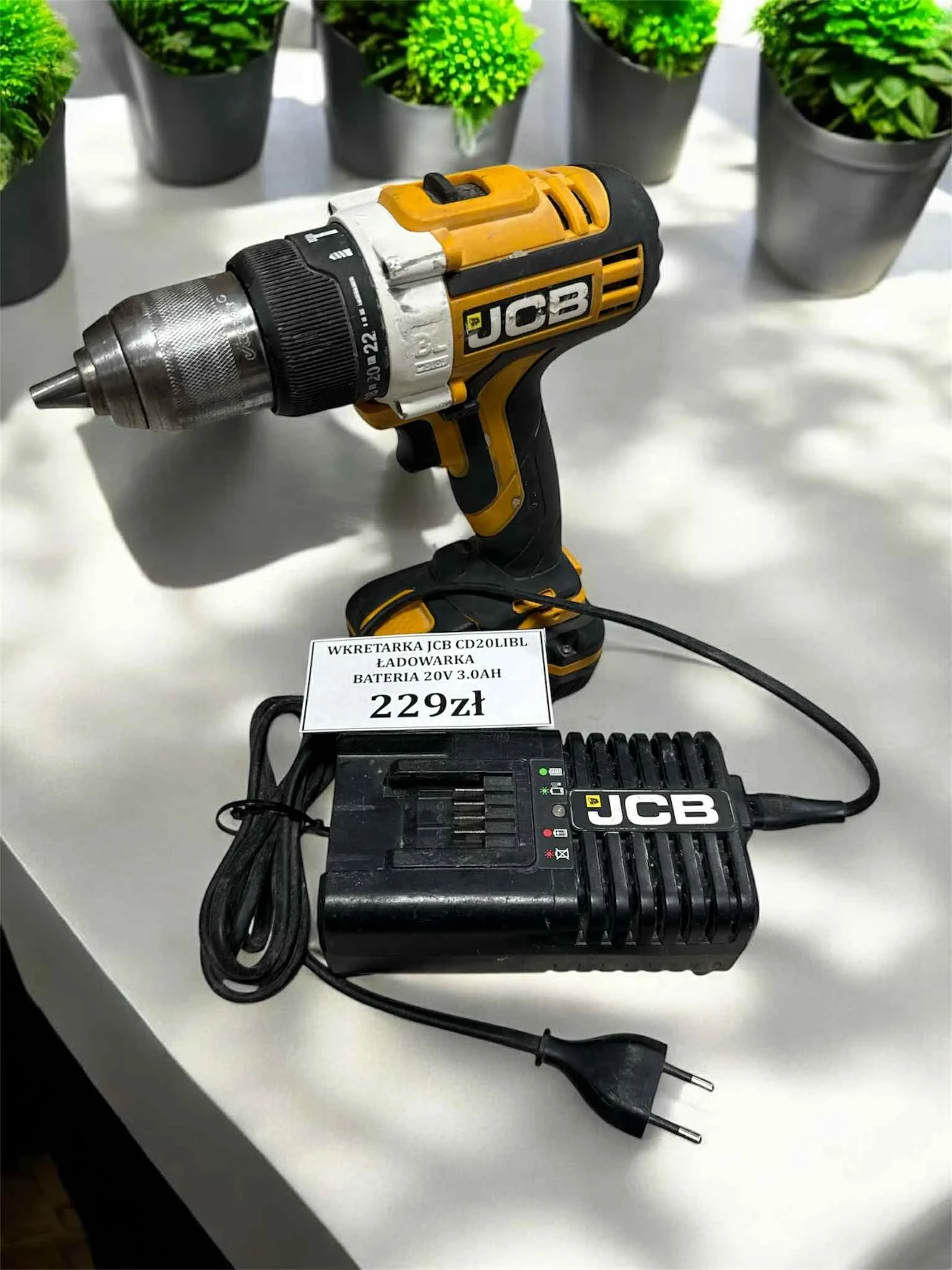 wkretarka-jcb-cd20libl-ladowarka-bateria-20v-30ah-zdunska-49-lowicz