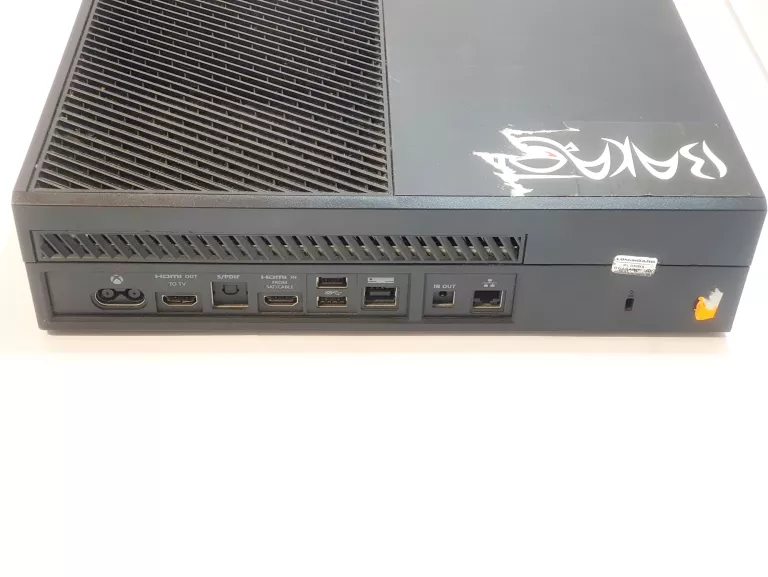 KONSOLA XBOX ONE 1540 500GB + PAD