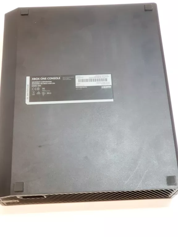 KONSOLA XBOX ONE 1540 500GB + PAD