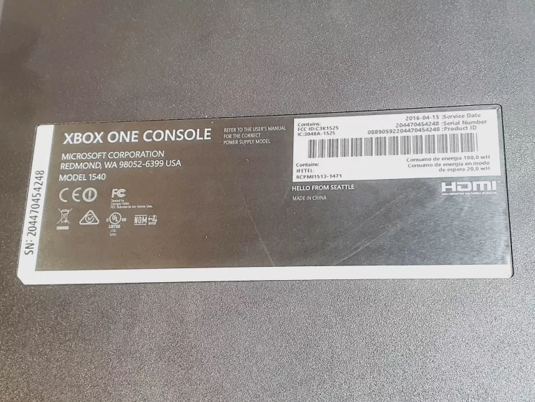 KONSOLA XBOX ONE 1540 500GB + PAD