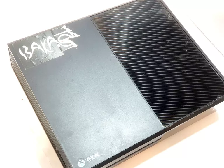 KONSOLA XBOX ONE 1540 500GB + PAD