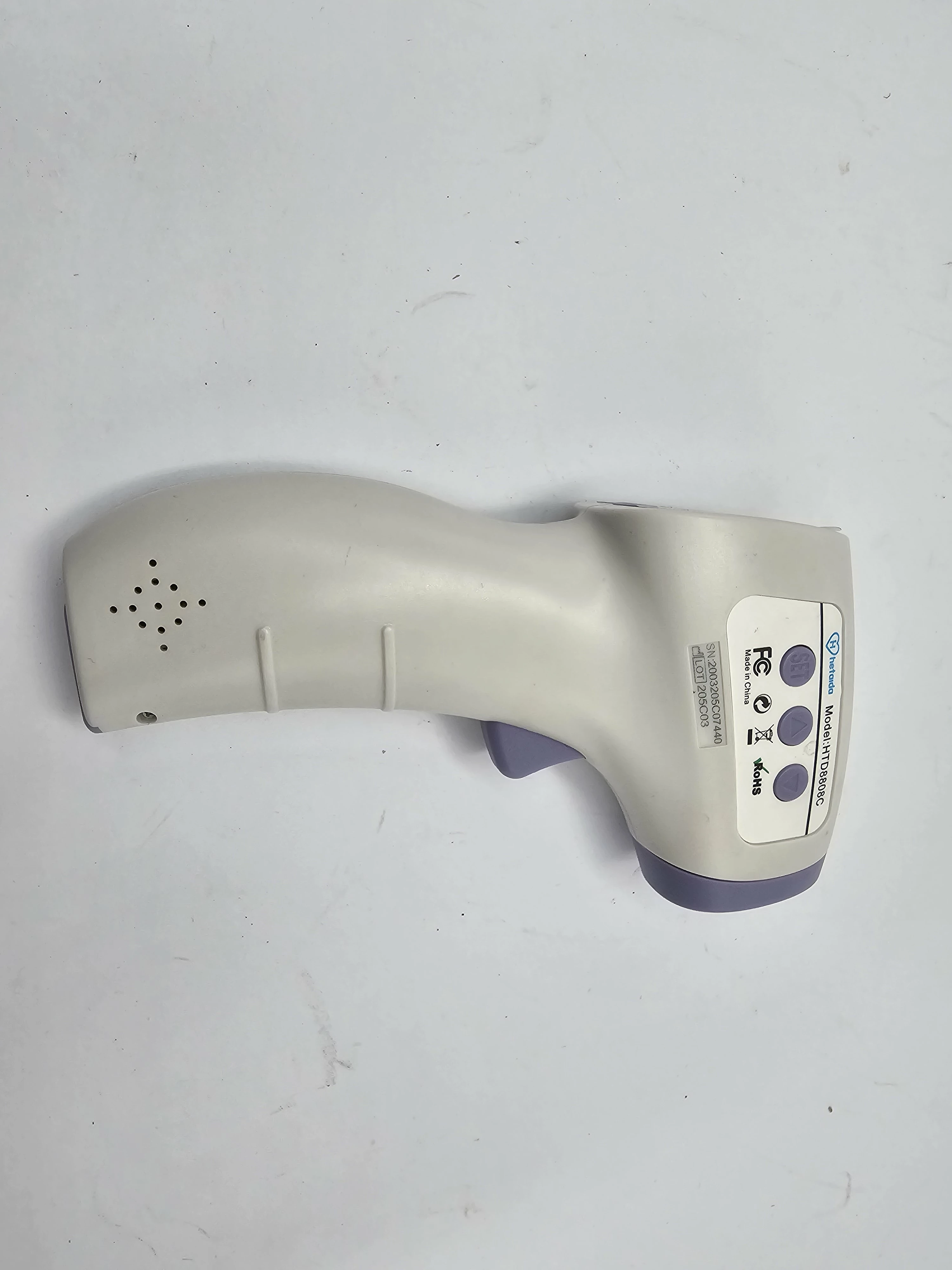 termometr-bezdotykowy-na-podczerwien-medyczny-hetaida-8808c-stan-11323-2