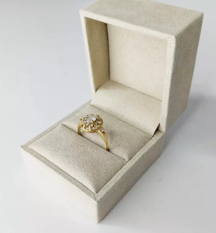 PIERŚCIONEK 585 WAGA OK 1,97G R13,5