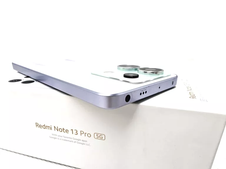 TELEFON REDMI NOTE 13 PRO 256GB + ŁADOWARKA + 3 X ETUI