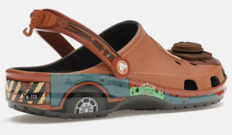 CROCS CLASSIC CLOG W WERSJI MATER 209371-0DA R.36-37