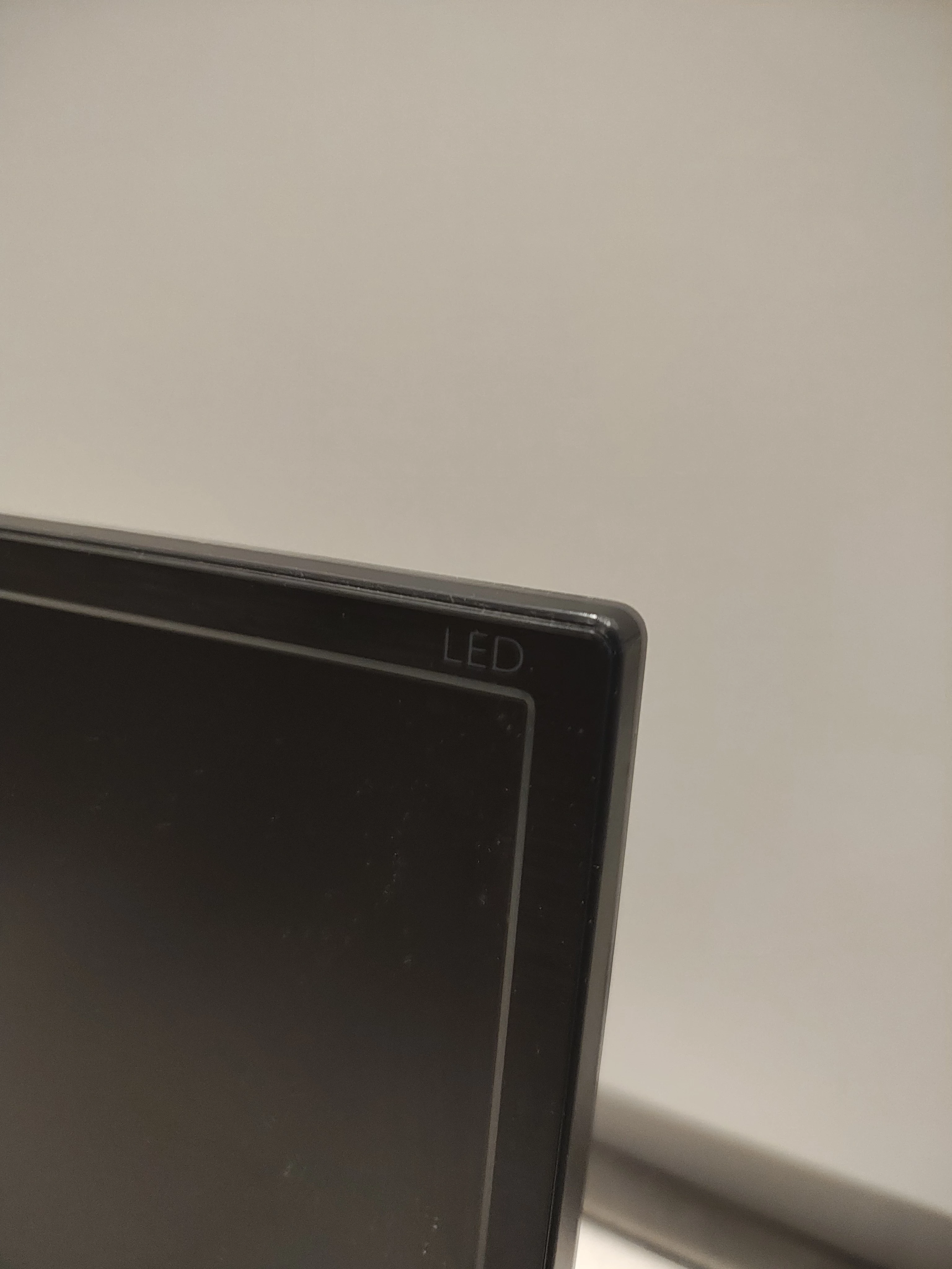 monitor-philips-240v5qdsb00-przekatna-ekranu-cale-238