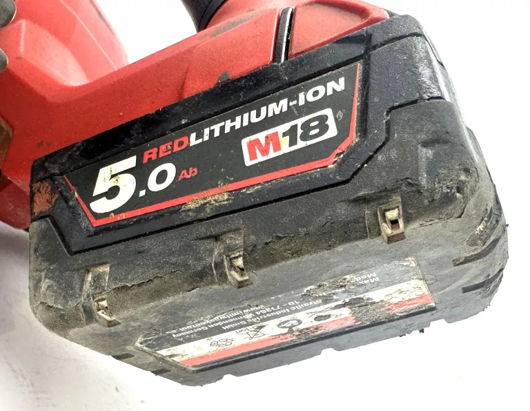 PIŁA TARCZOWA MILWAUKEE M18 CCS55 + AKUMULATOR