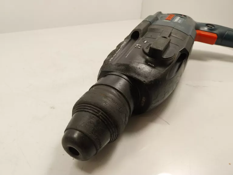 MŁOTOWIERTARKA BOSCH GBH 240 790 W
