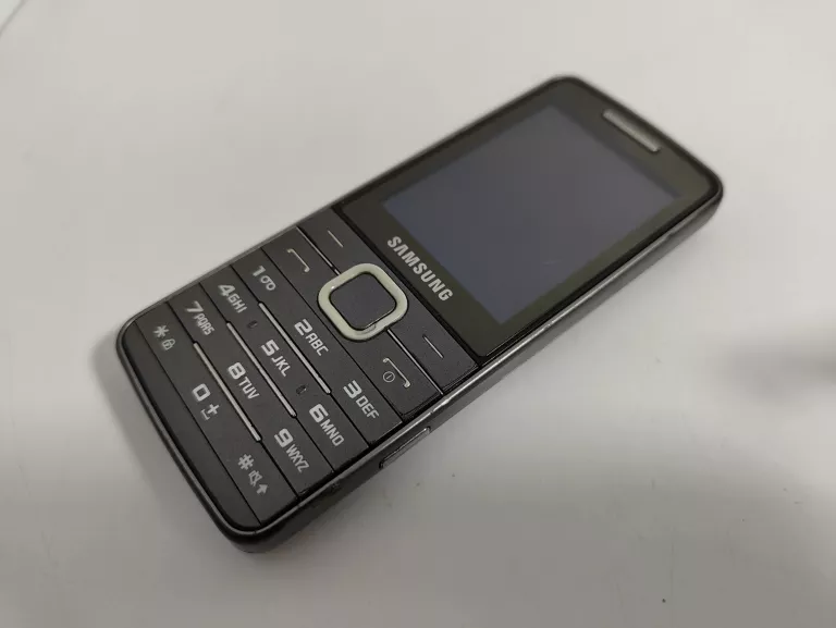 TELEFON SAMSUNG GT-S5610